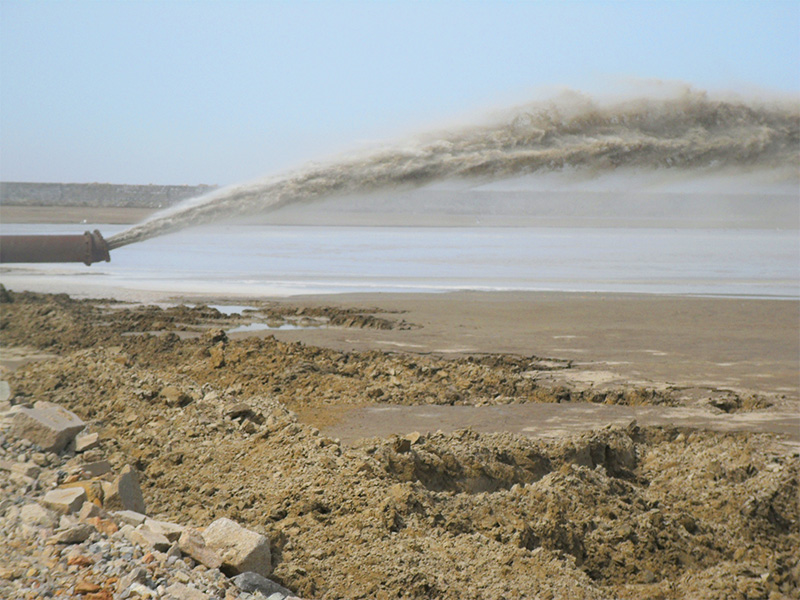 Pompe de dragage pour le déversement de sable