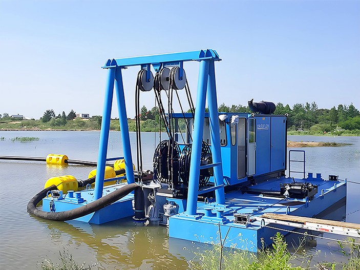 Équipements associés pour plateforme de pompe submersible pour boues