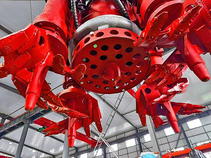 Pompe de dragage hydraulique submersible avec fraise